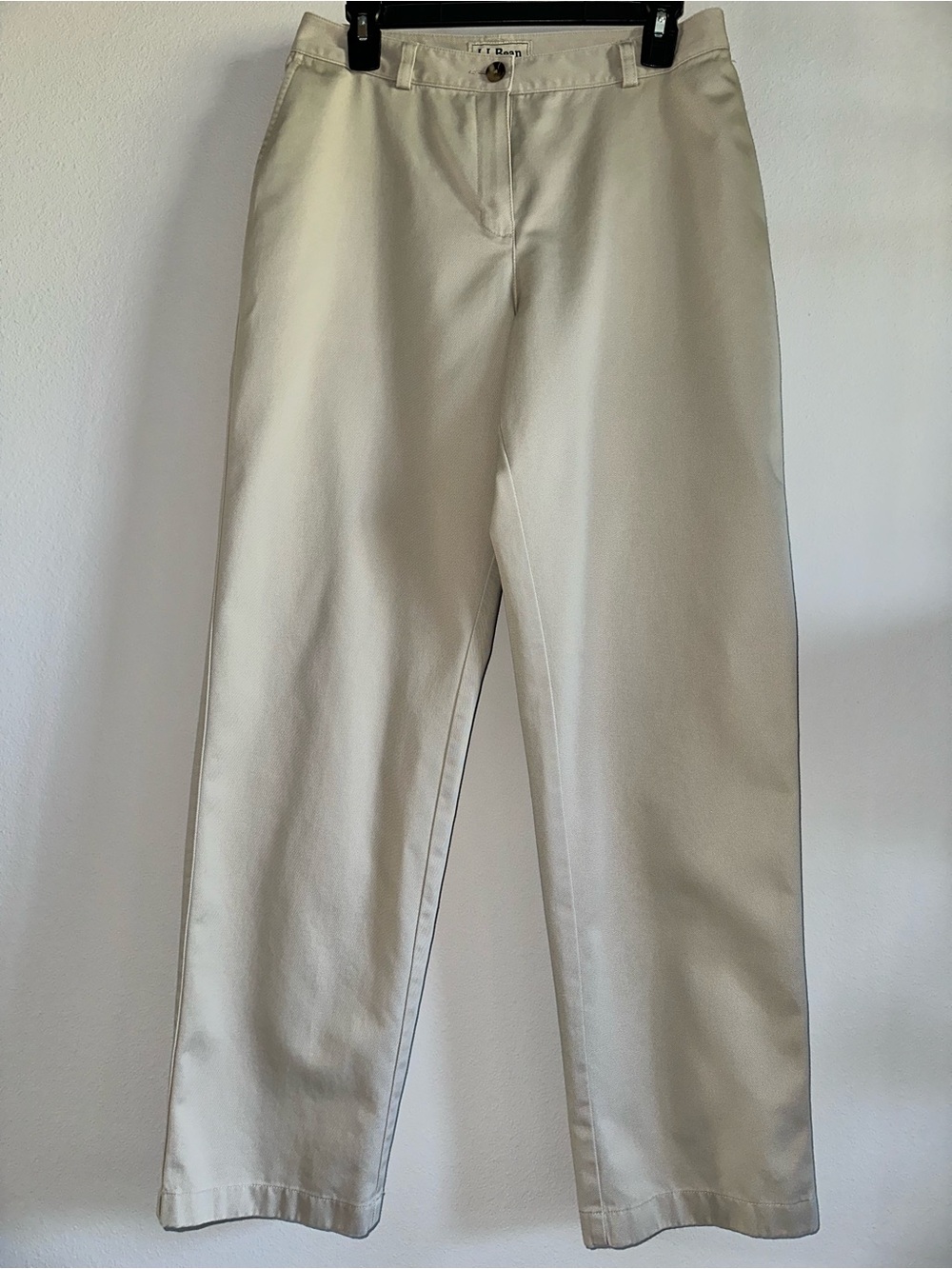 L.L. Bean Light Beige Classic Fit Pants size 8-10